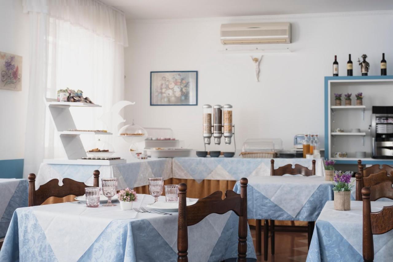 Cheri Hotel Rimini
