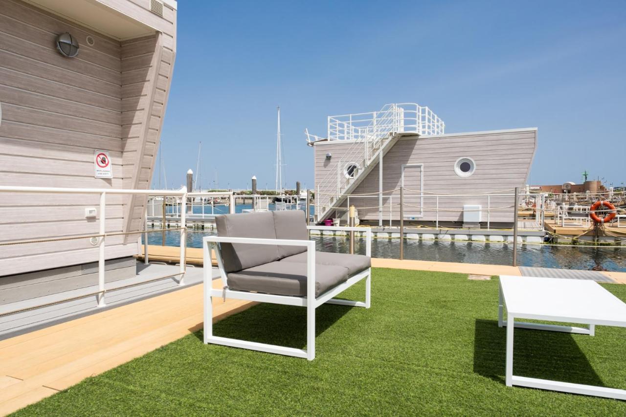 House Boat 4* Rimini