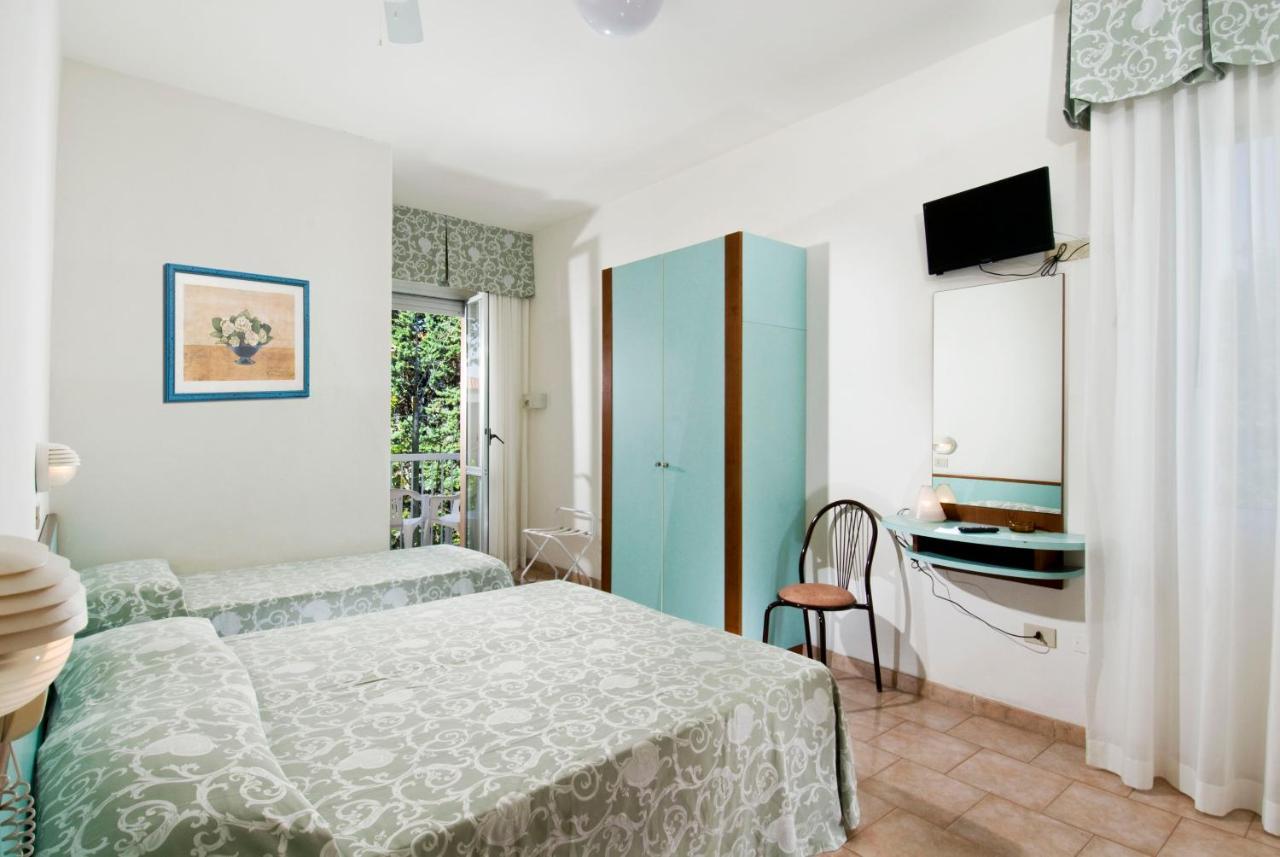 Casadei 3* Rimini