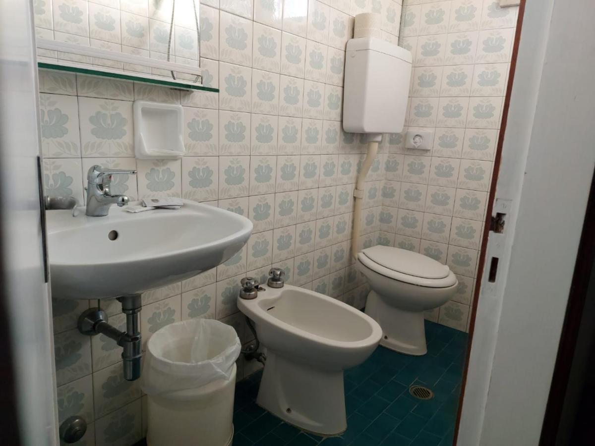 Brezza Hotel 3*
