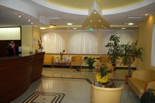 Angeli Aparthotel