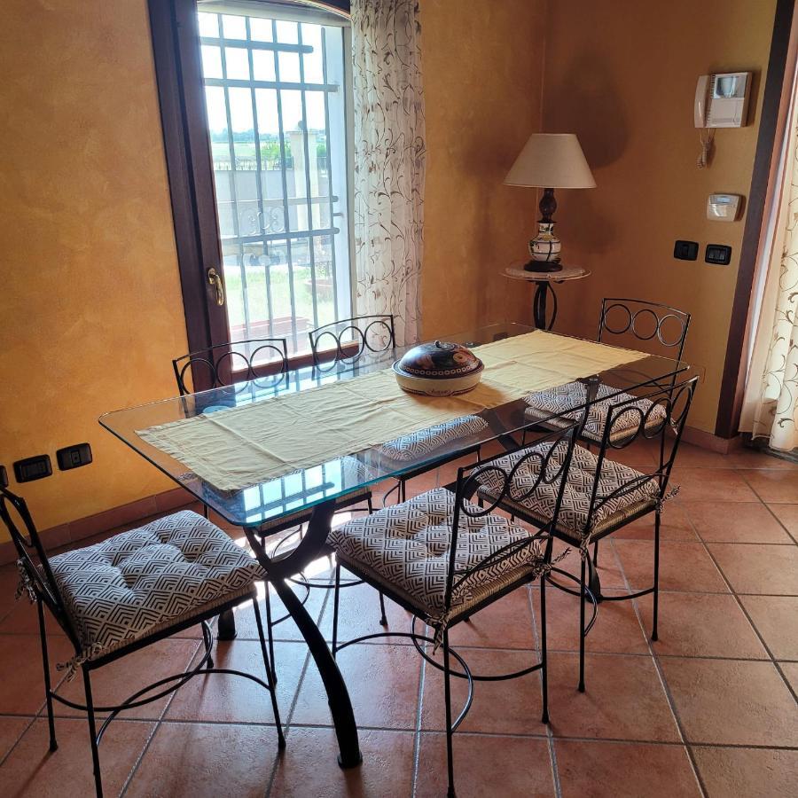 Chez Barnie Favoloso Privato In A 800mt Ingresso Fiera Apartment