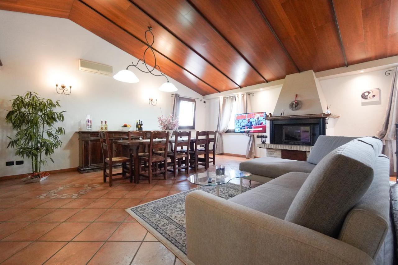 Chez Barnie Favoloso Privato In A 800mt Ingresso Fiera Apartment