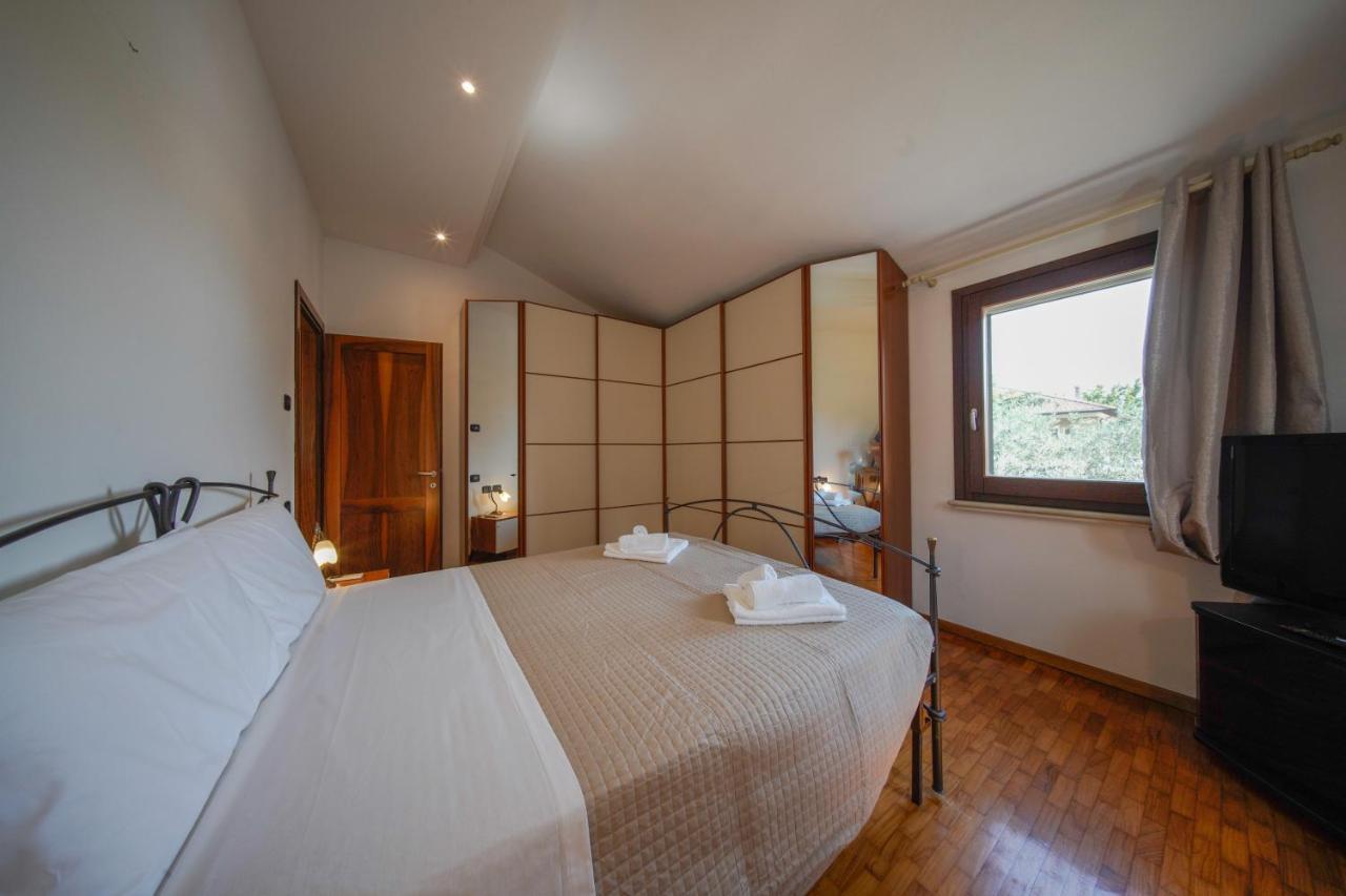 Chez Barnie Favoloso Privato In A 800mt Ingresso Fiera Apartment