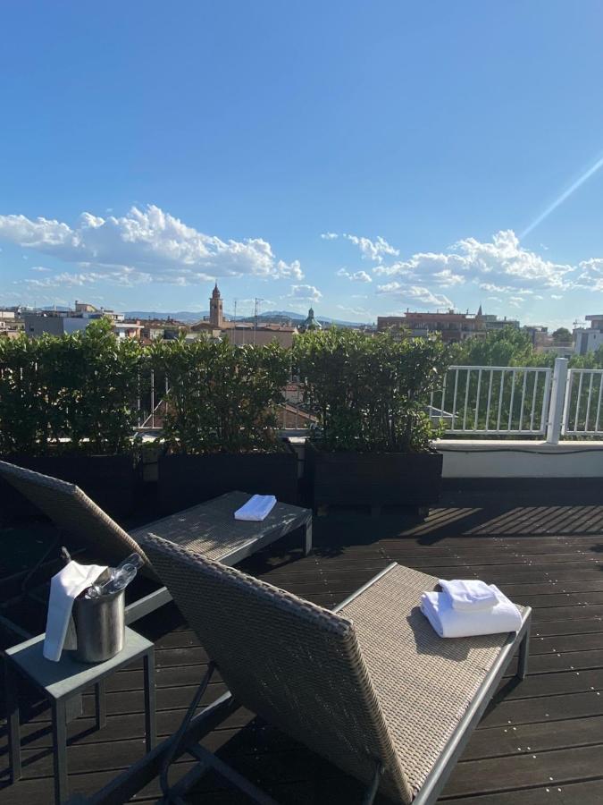 Card International Hotel 4*