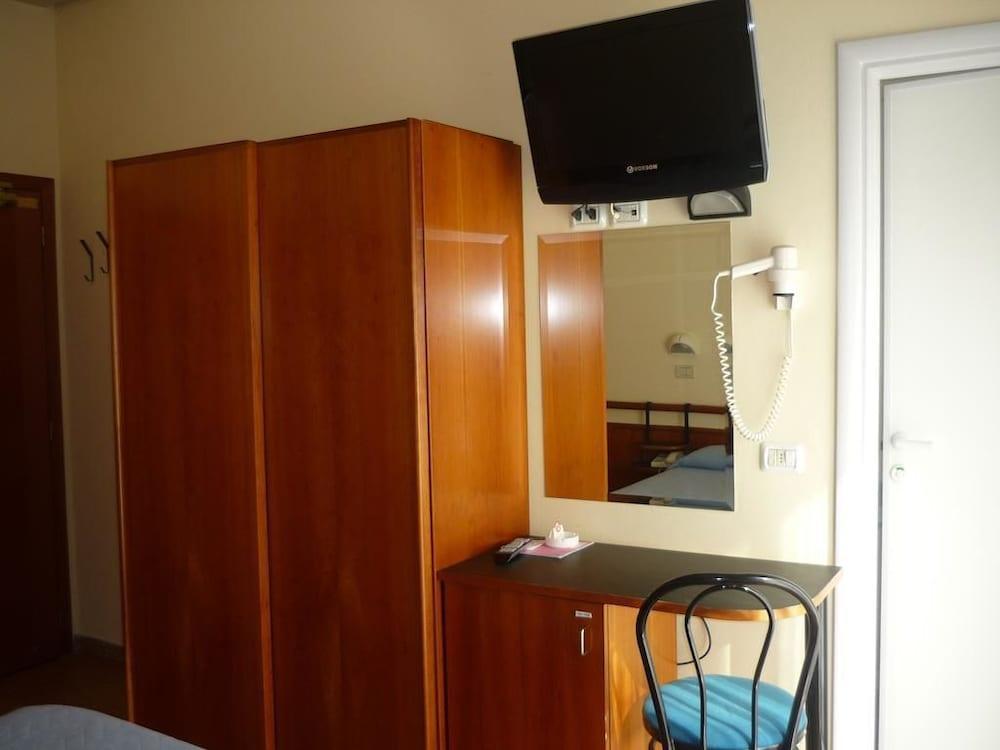 Houston 3* Rimini