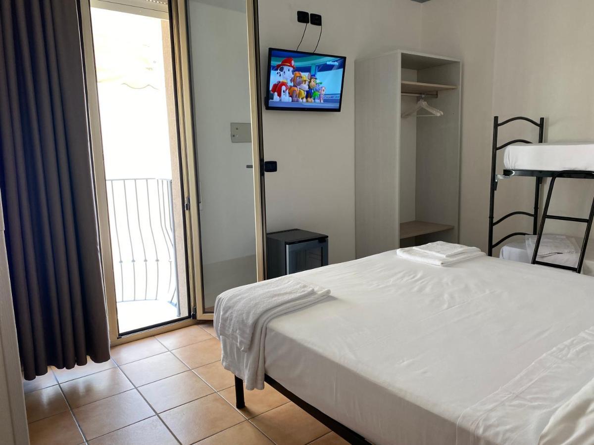 Noah Hotel