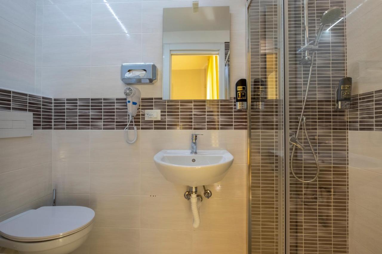 Giumer 3* Rimini