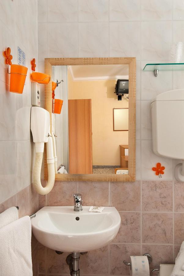 Grappoli Hotel *