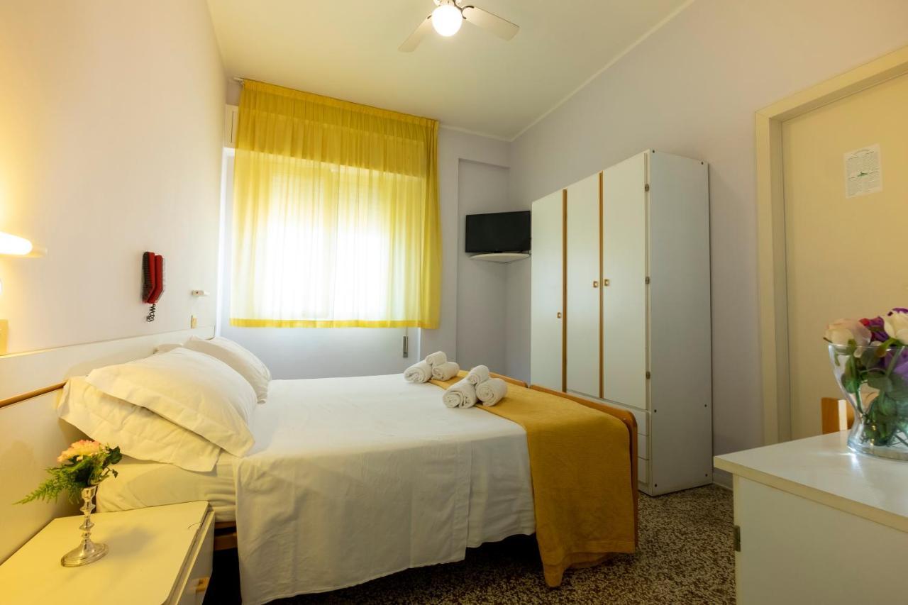 Giumer 3* Rimini