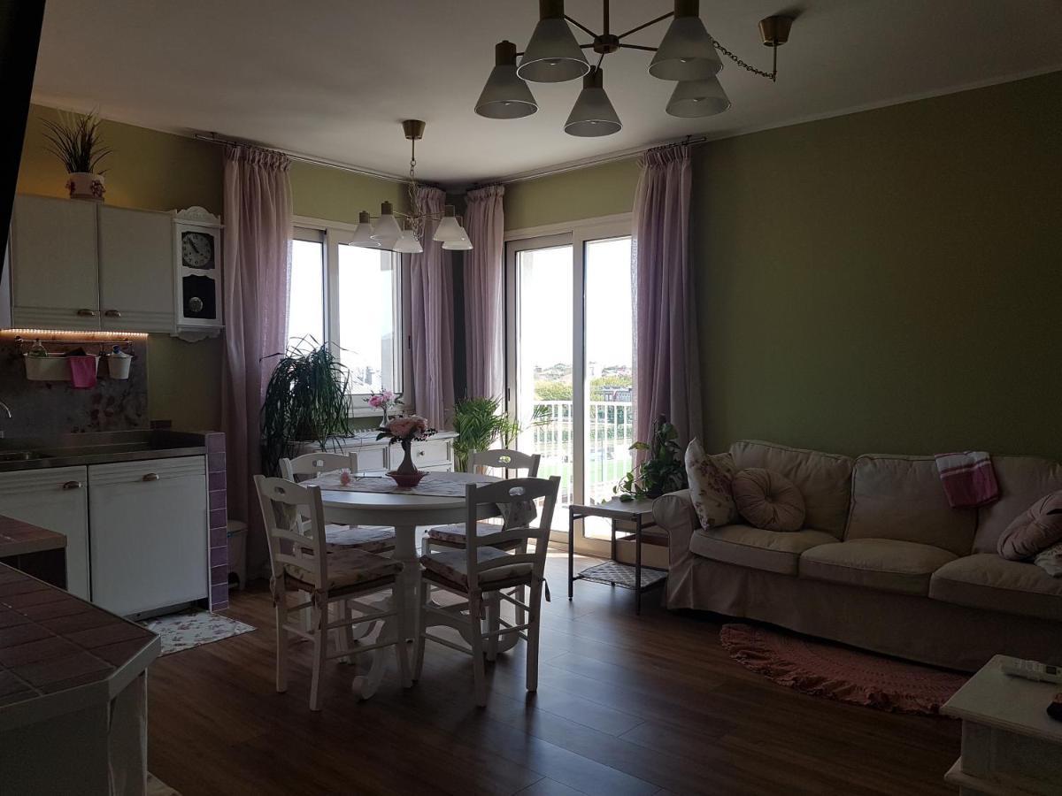 The Roses - Delizioso Attico Su 2 Livelli Zona Palacongressi Appartement