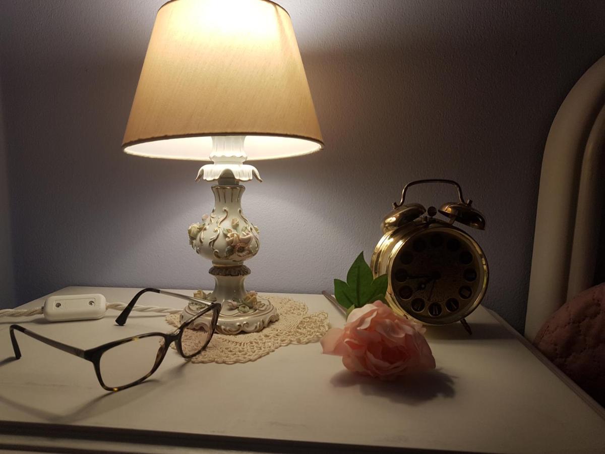 Appartement The Roses - Delizioso Attico Su 2 Livelli Zona Palacongressi Rimini