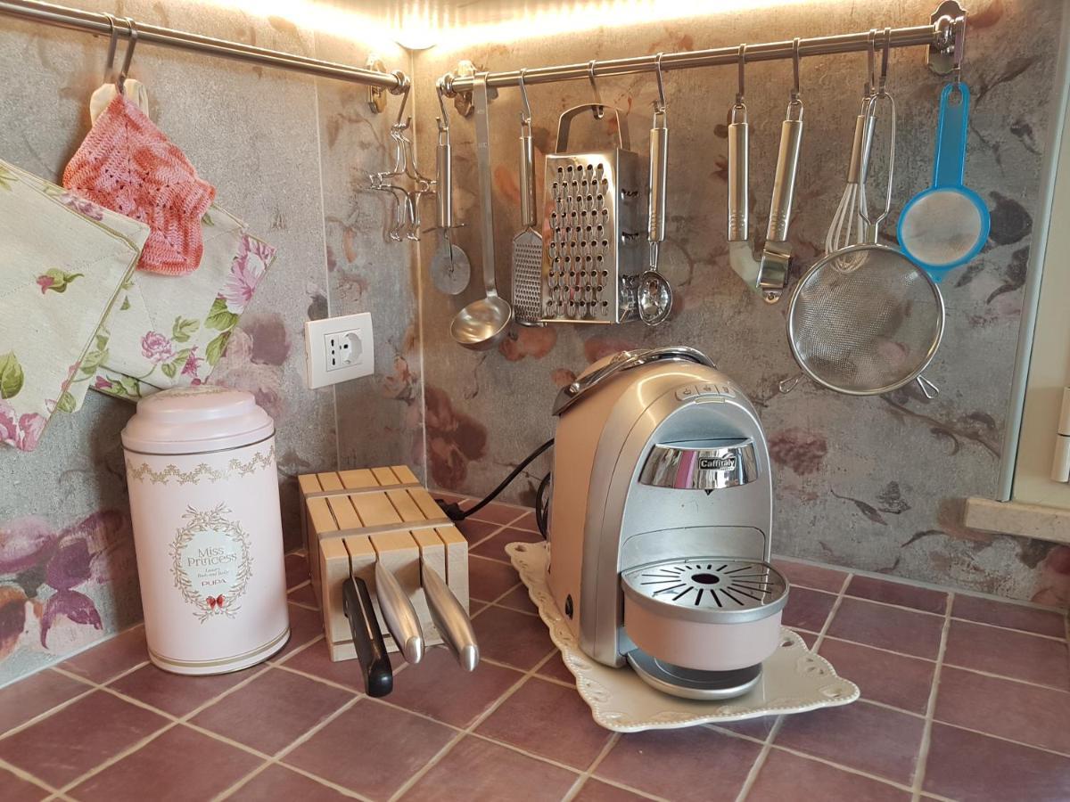 The Roses - Delizioso Attico Su 2 Livelli Zona Palacongressi Appartement