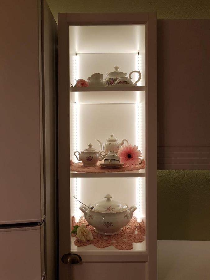 The Roses - Delizioso Attico Su 2 Livelli Zona Palacongressi Appartement