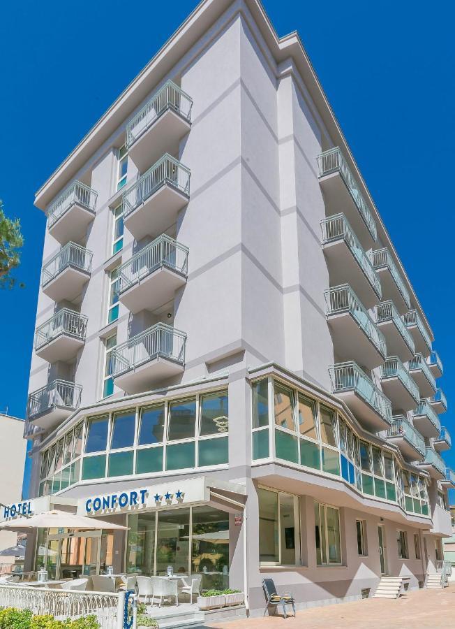 Confort Hotel 3*