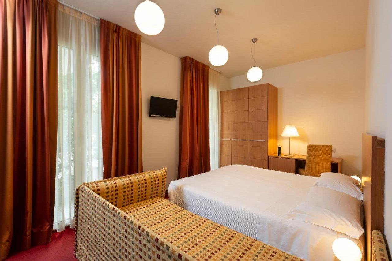 Accademia Hotel