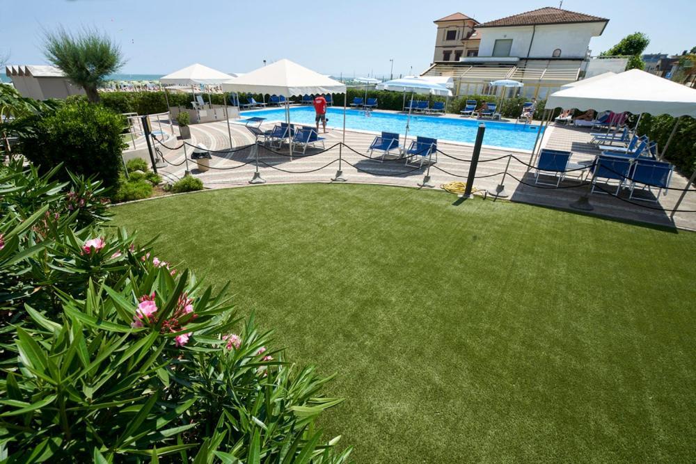 Atlantic Hotel 3*