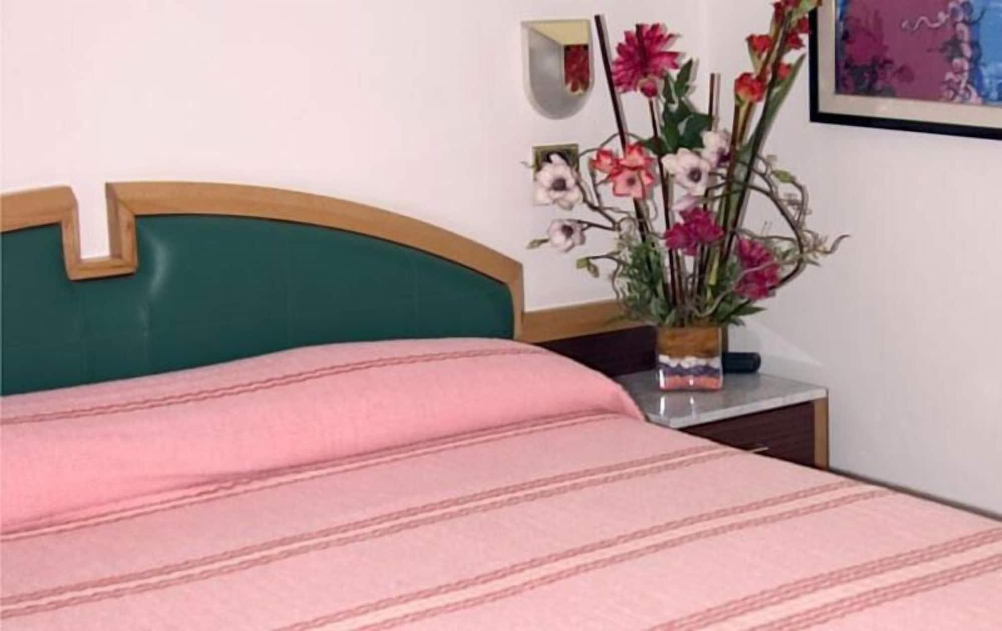 Artide Hotel