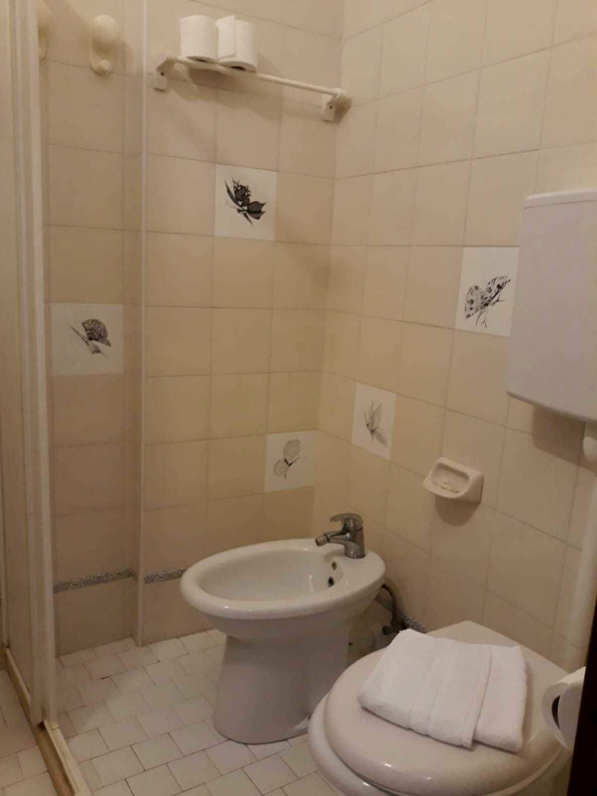 Atrium 3*