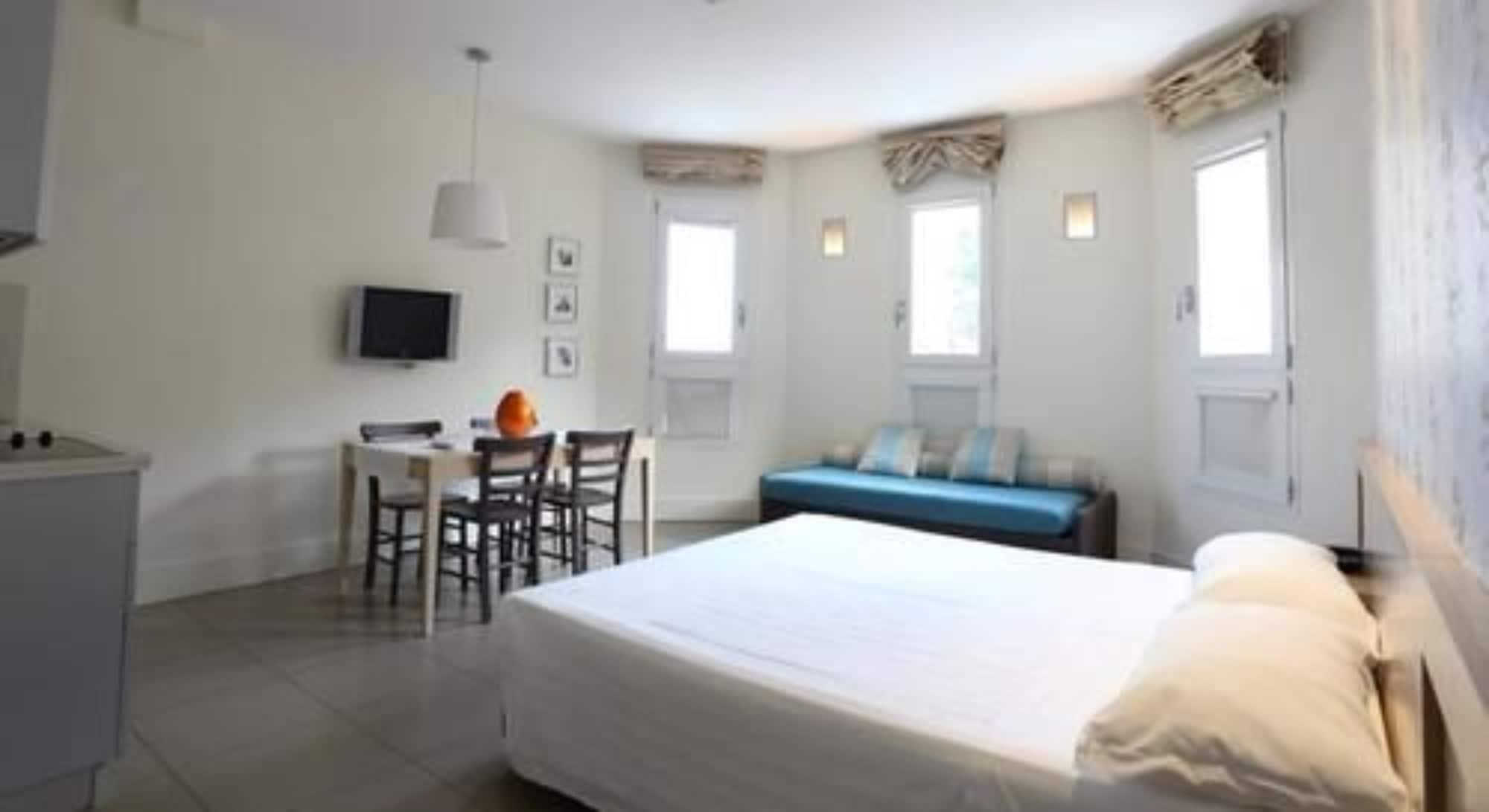 Le Rose Hotel 4*