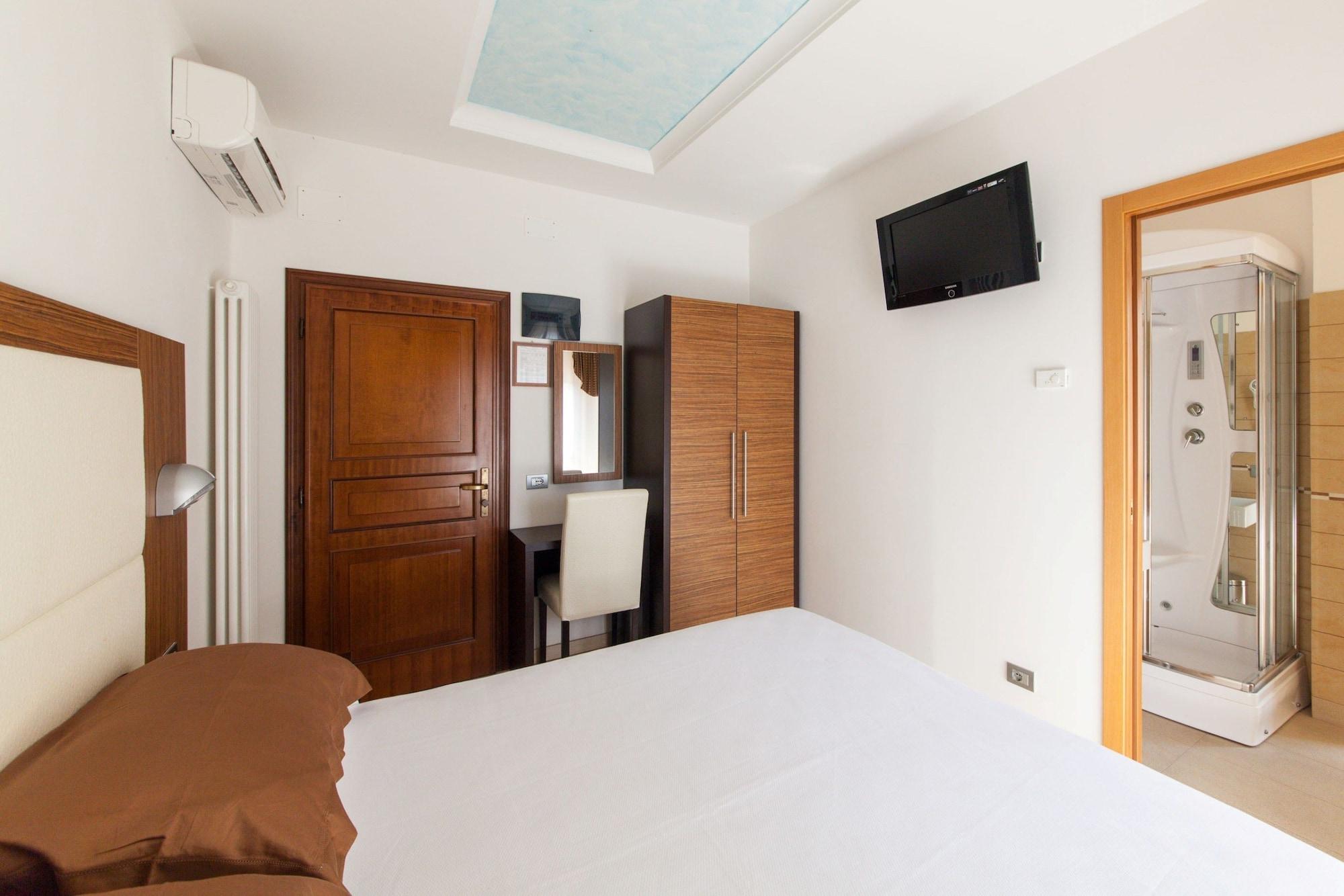Hotel Palos 3*