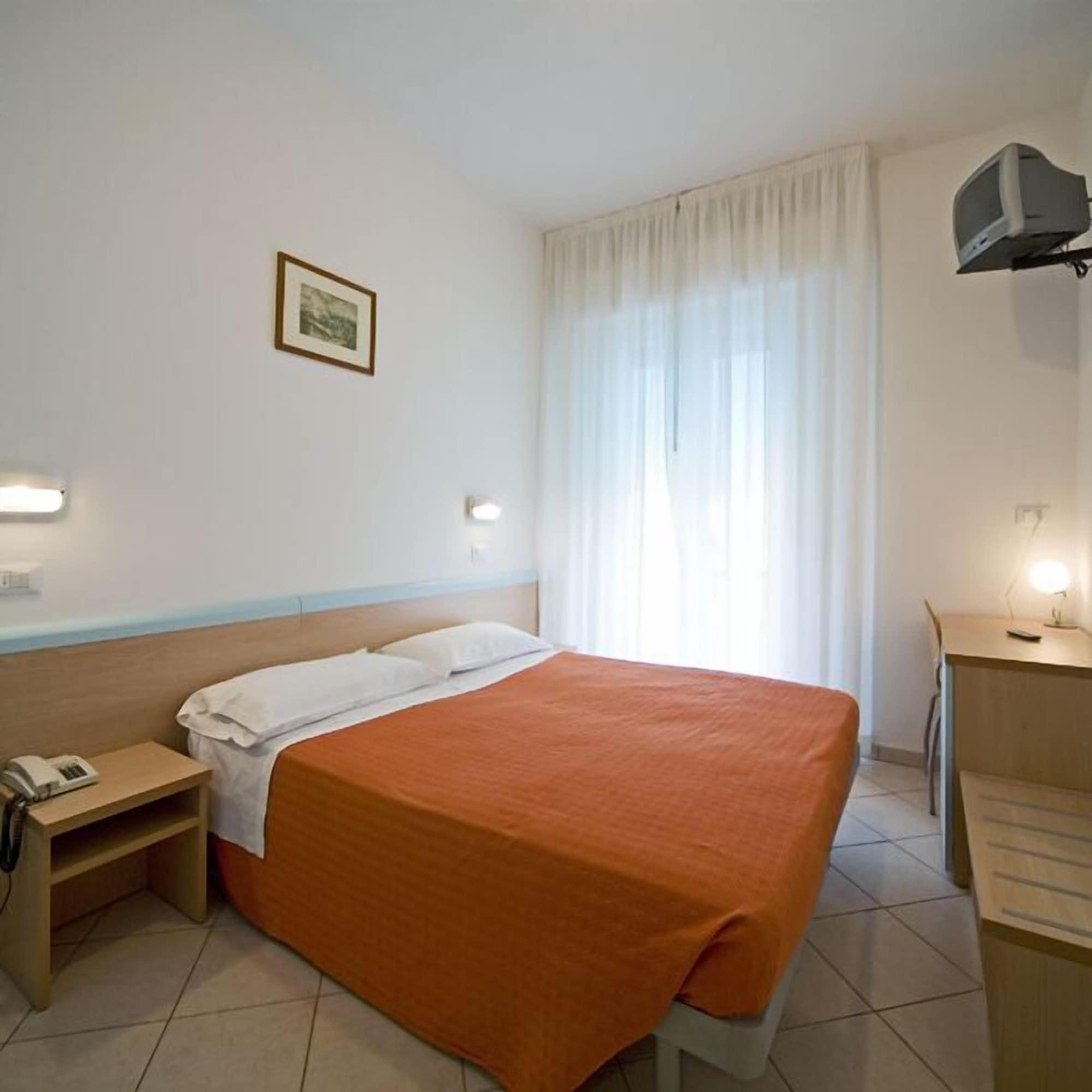 Savina Hotel 3*