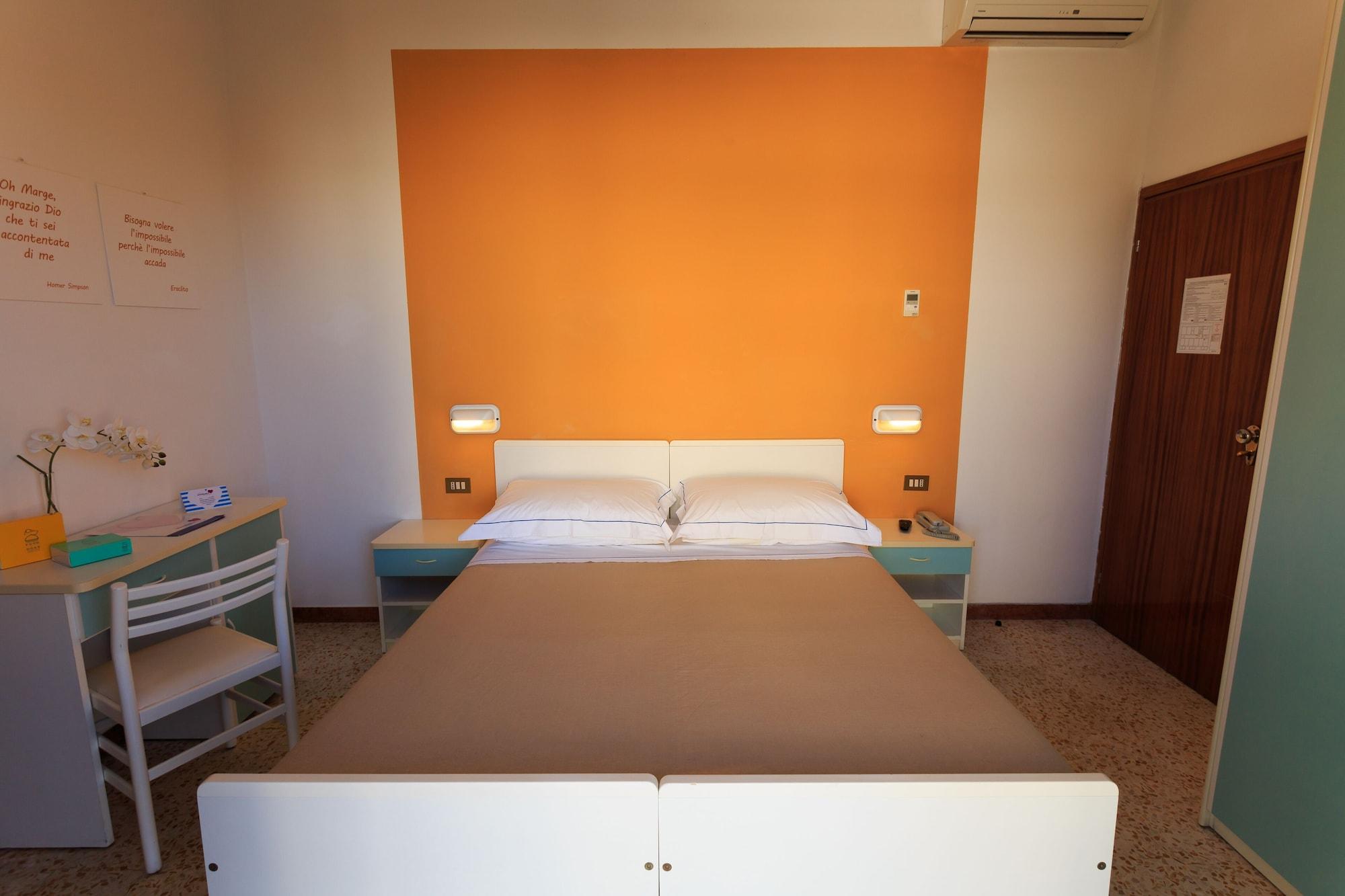 Mini Hotel