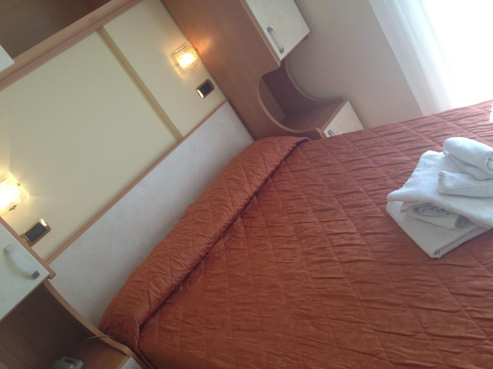 Elisir Hotel 4*