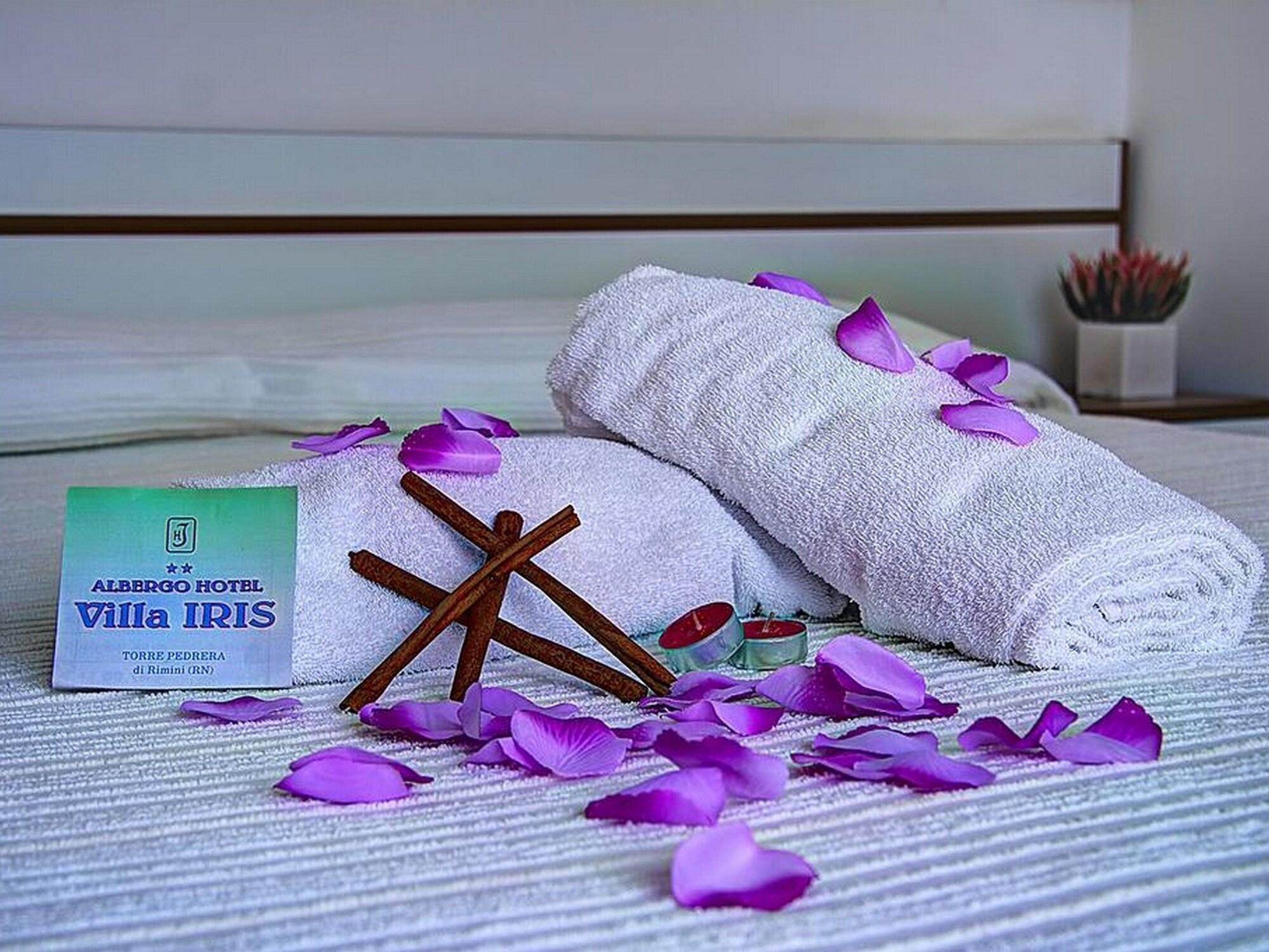 Iris Hotel 2*