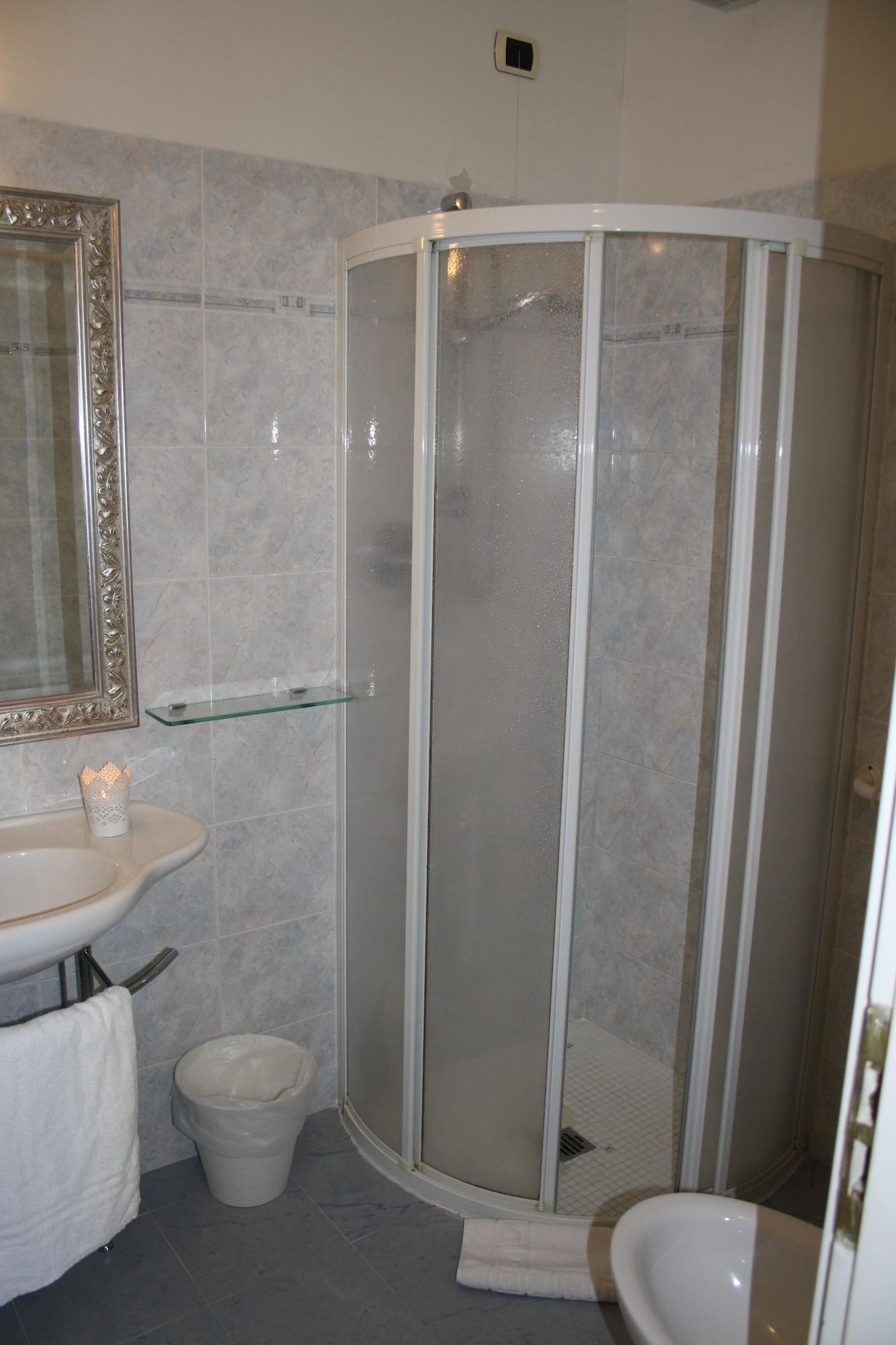 Gaston 4* Rimini