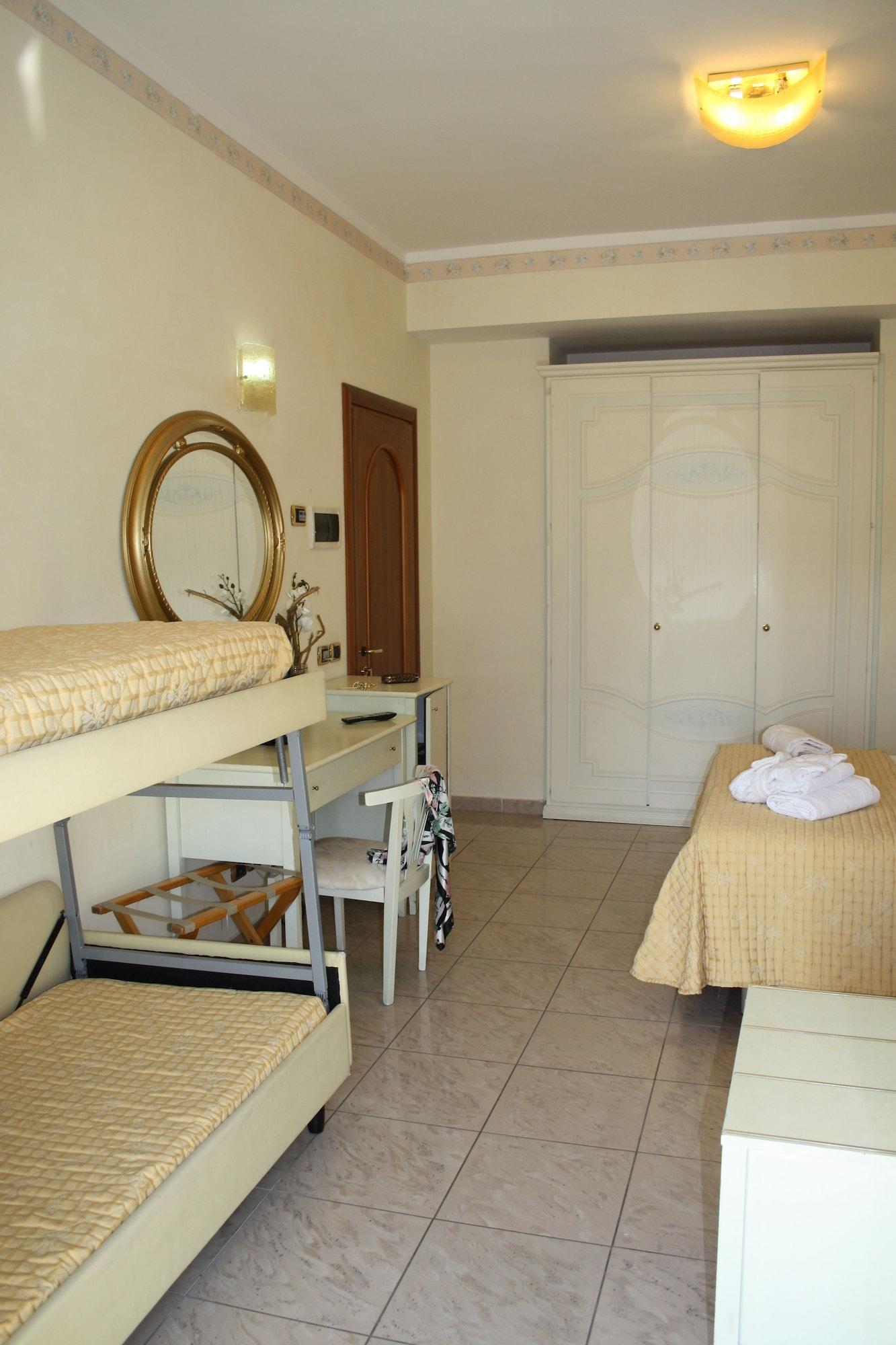 Gaston Hotel 4*