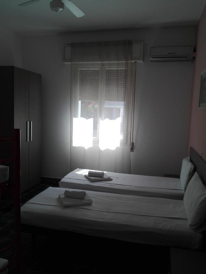 Lorena 2* Rimini