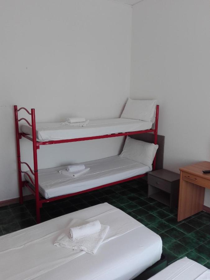 Lorena Hotel 2*