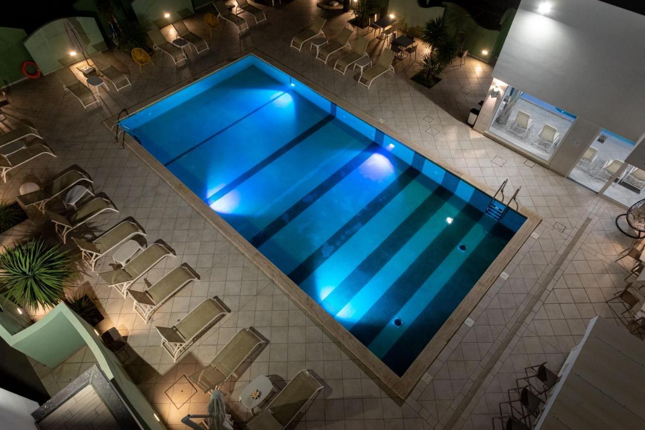 Nero D'avorio & Aparthotel Rimini