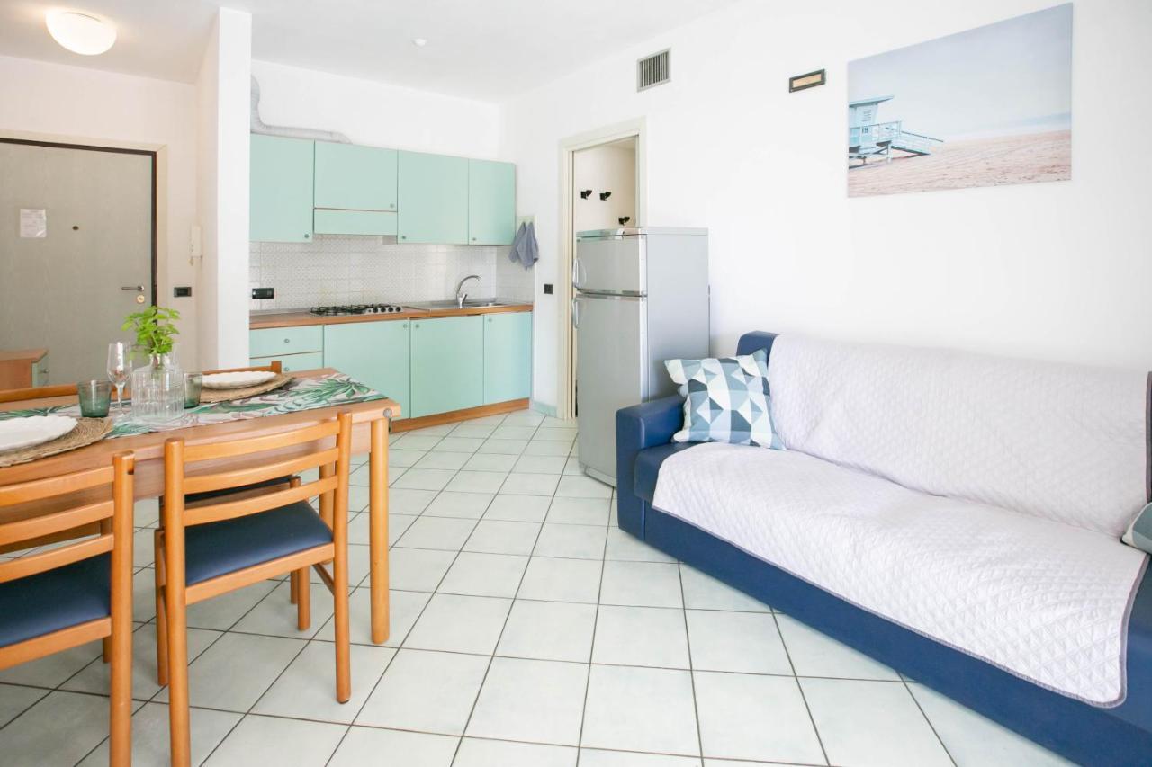 Aparthotel Dei Pini Rimini