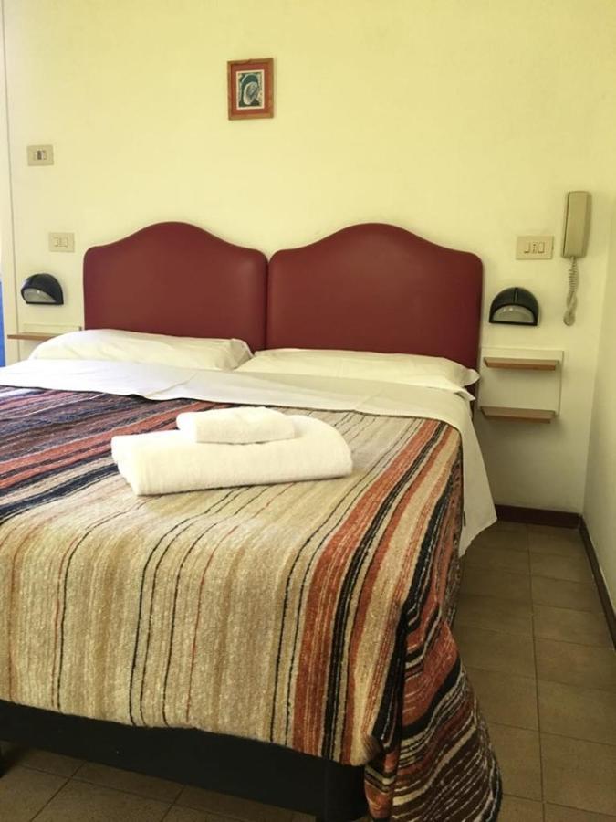 Ideale Young People Under 40 Hotel Rimini
