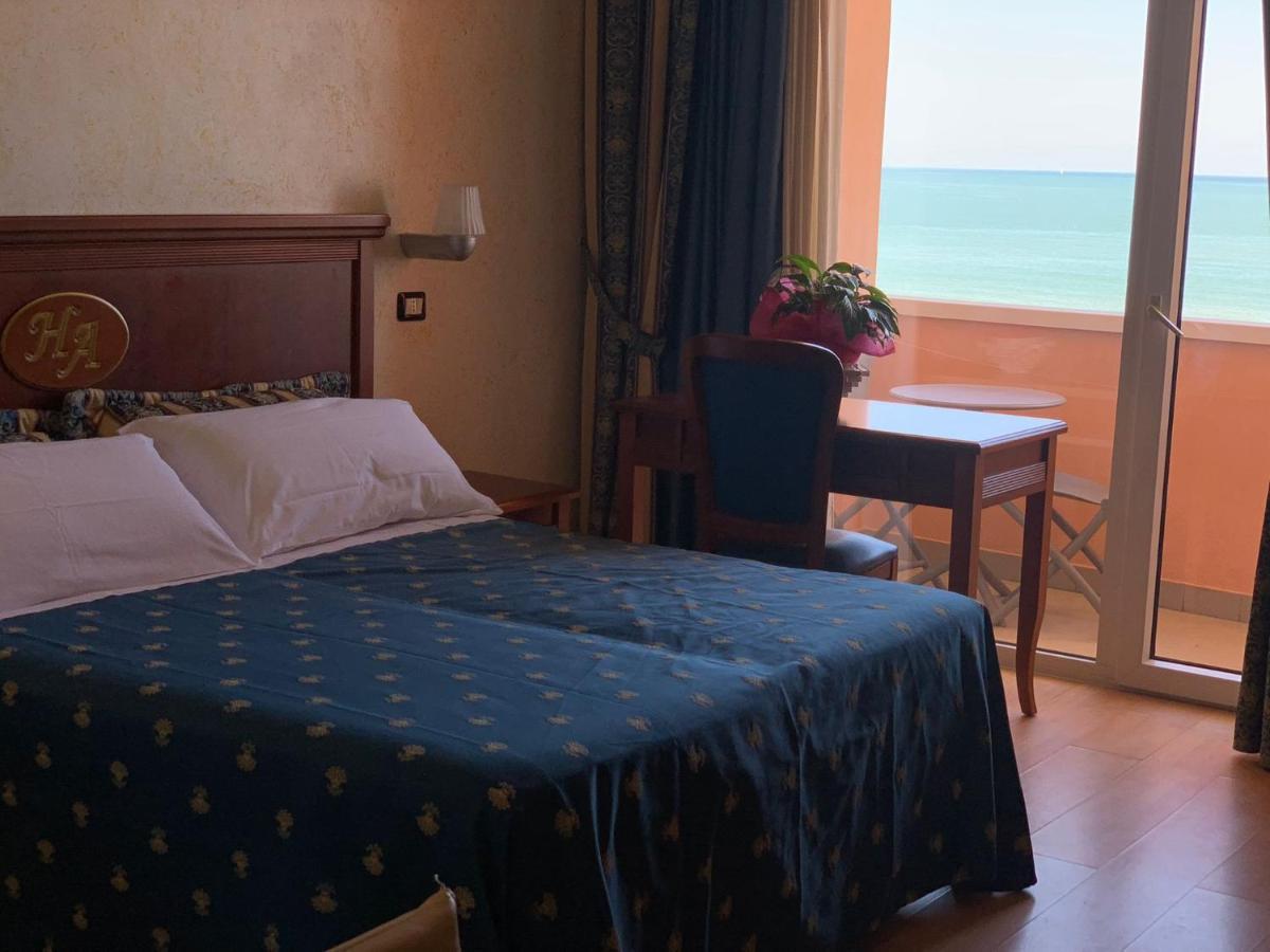 Hotel Alexander
