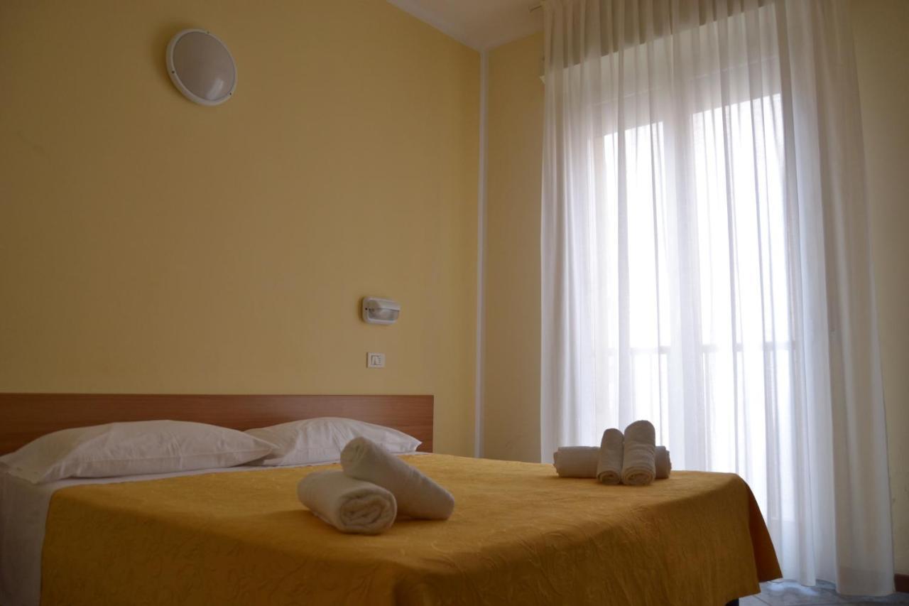 Hotel Corona 3*