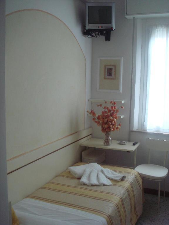 Hotel Arcade 3*