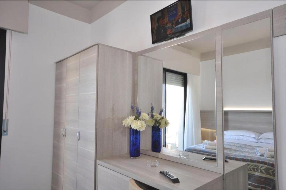 Alhambra Hotel Rimini