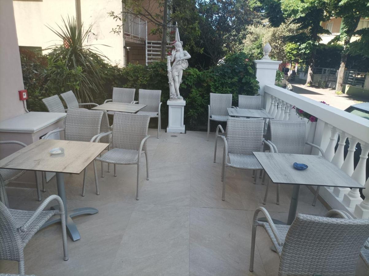 Hotel Amica 2*
