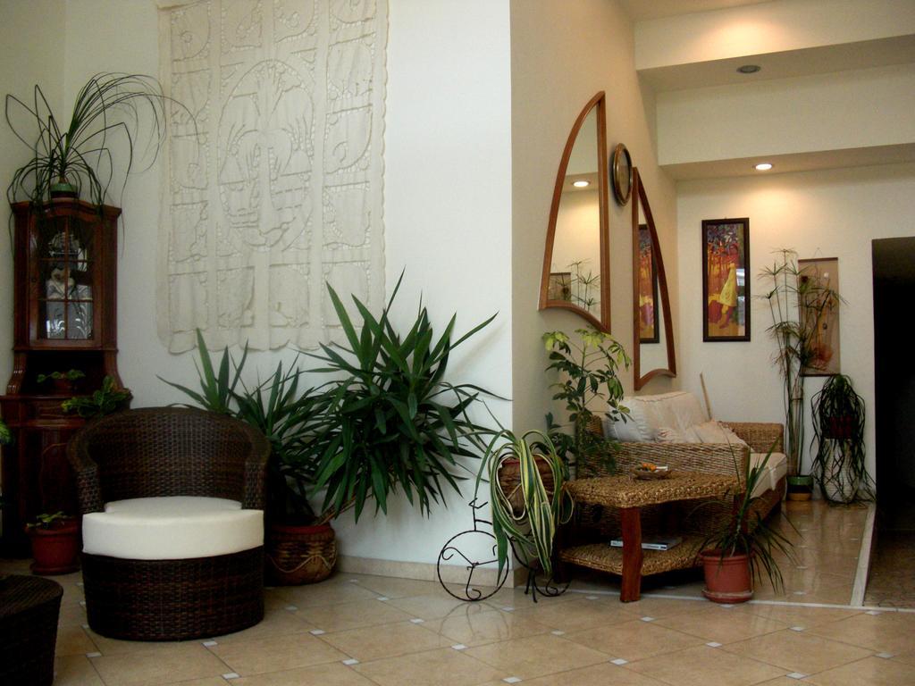La Aparthotel