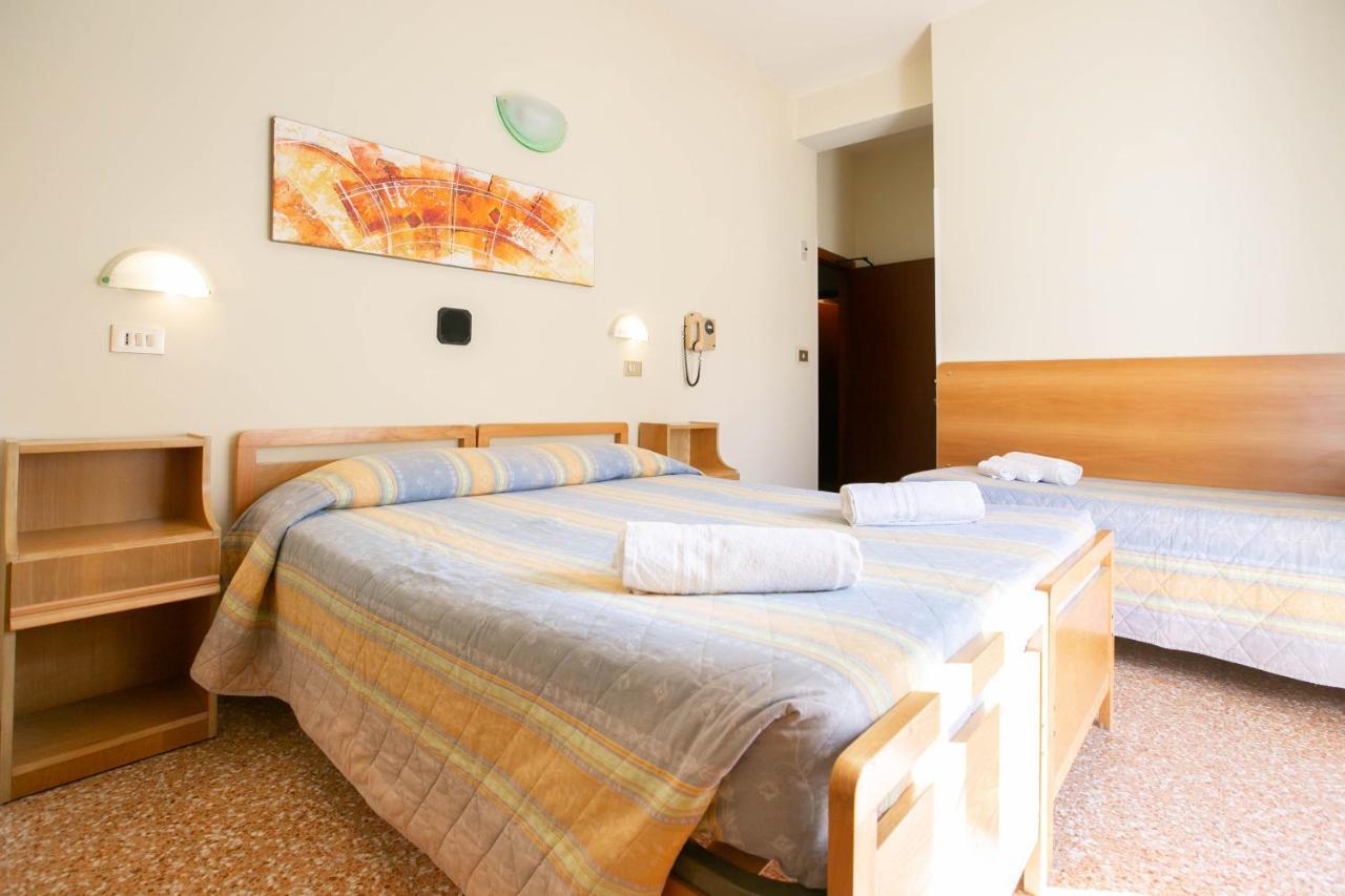 Hotel Ischia 2*