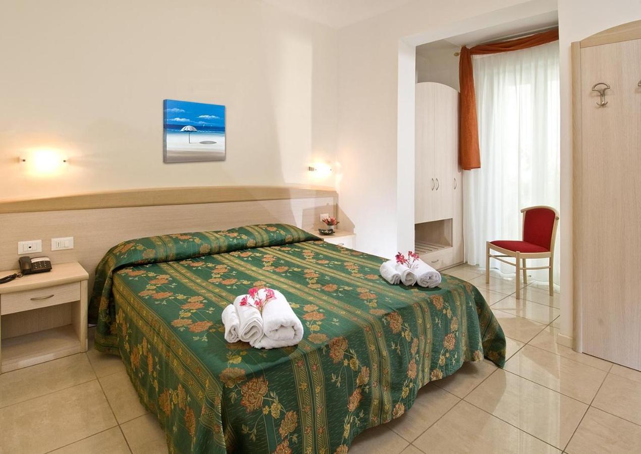 Hotel Ada 3*