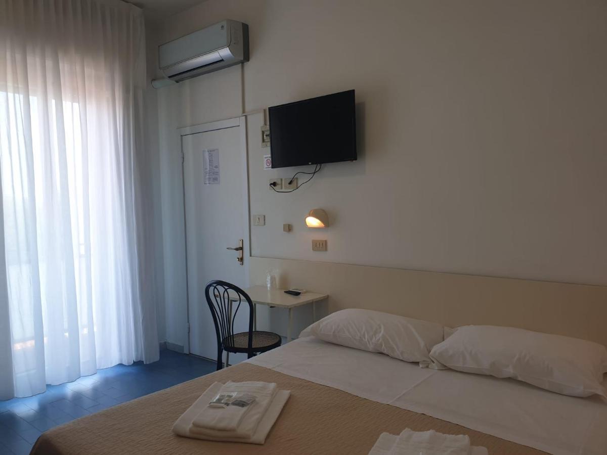 Baden Baden Hotel 2*