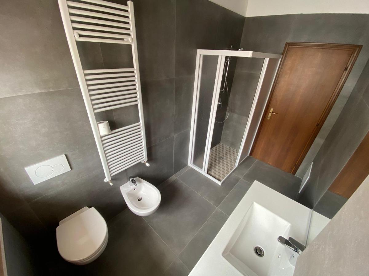 Appartement Con Posto Auto Privato A Marina Centro Mare *