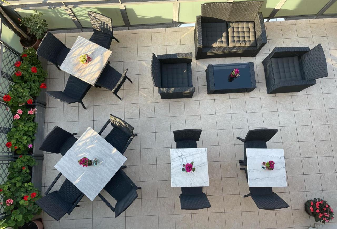 Hotel Liana 3*