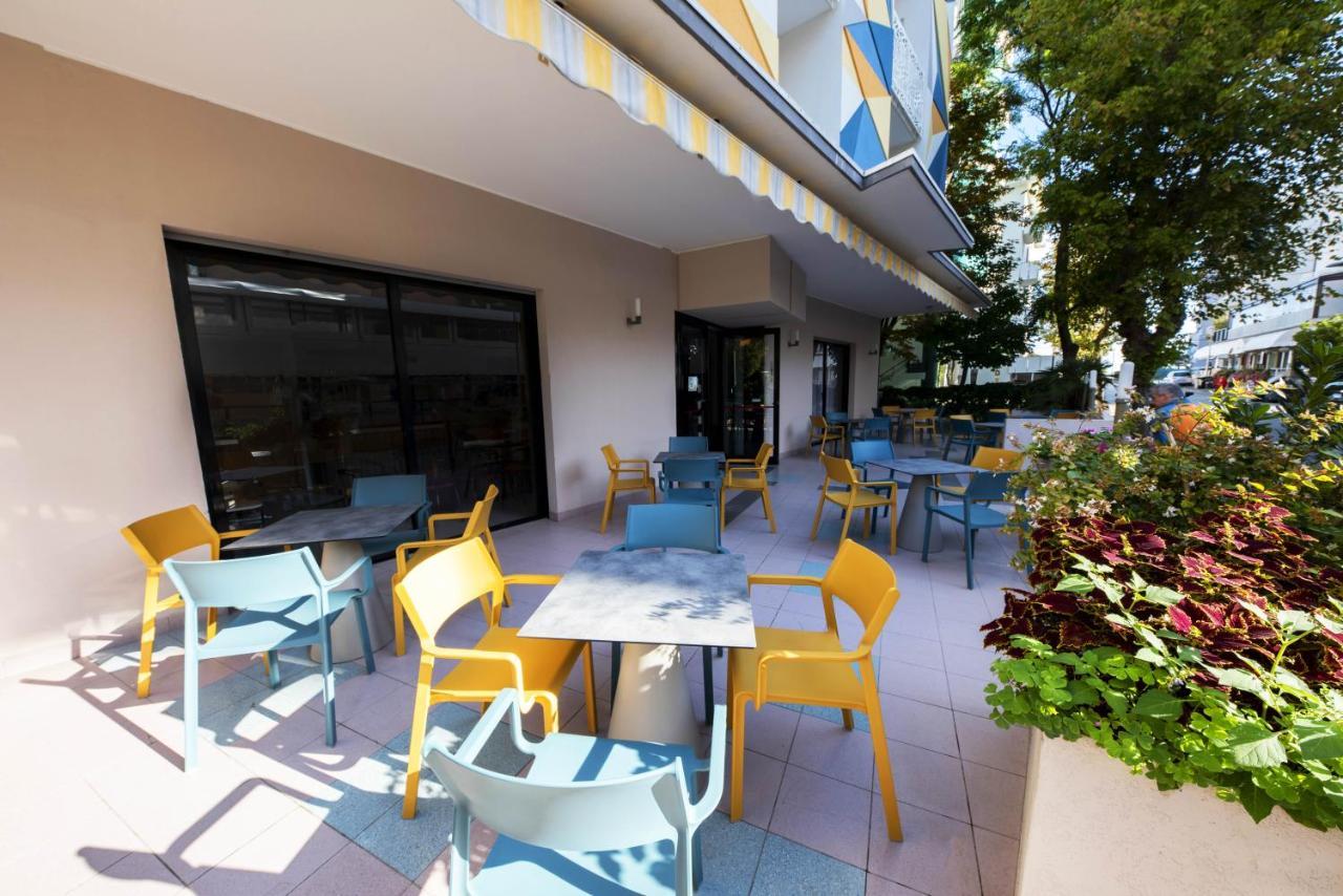Color Hotel 3*
