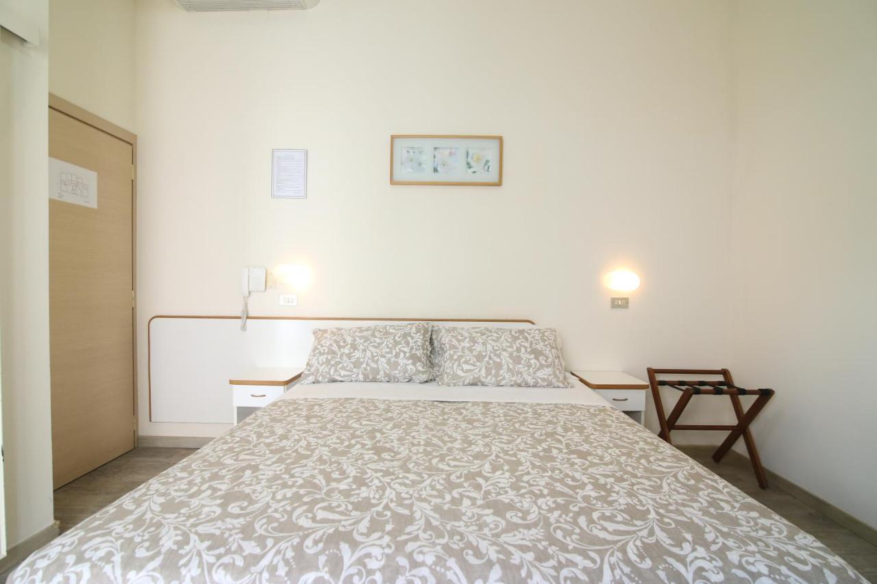 Miriam Hotel 3*