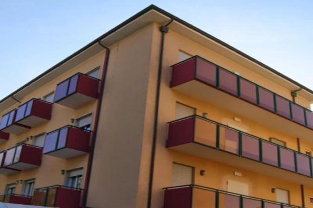 Aron Hotel
